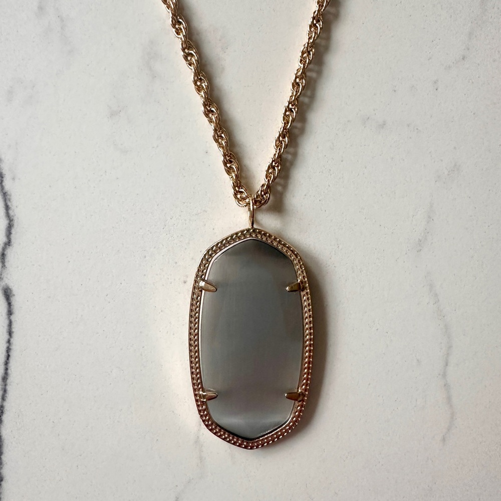 Kendra Scott Gold and Gray Pendant Necklace
